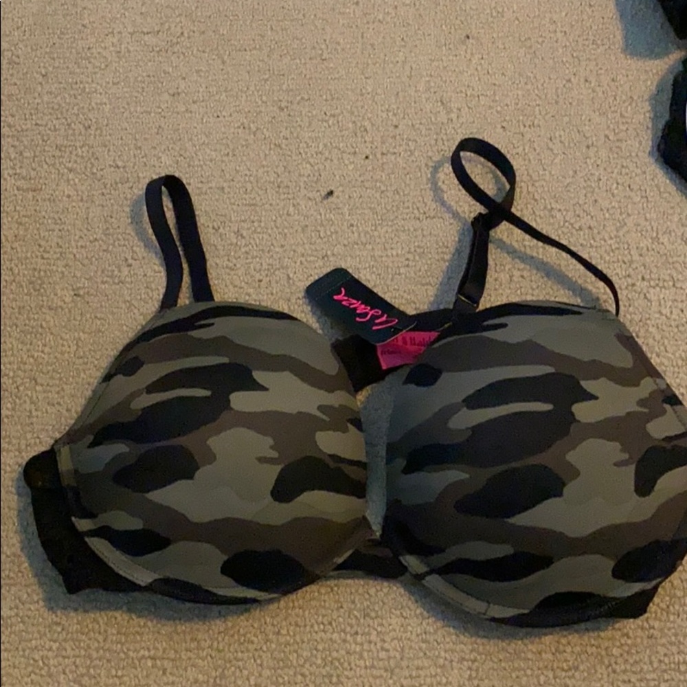 Remix Push Up Plunge Bra.